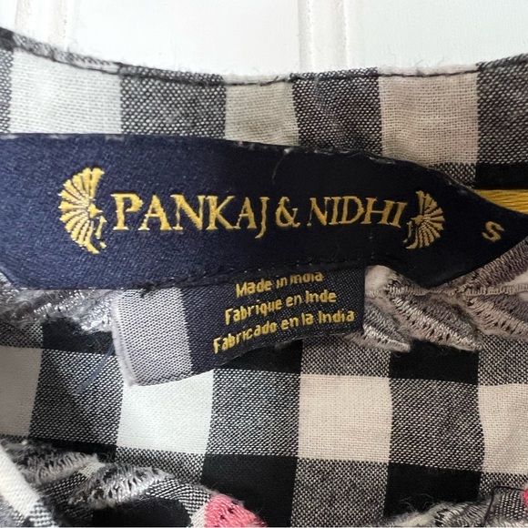 PANKAJ & NIDHI Gingham Swing Floral Tunic Blouse Top Small Anthropologie.  167 - Picture 2 of 3